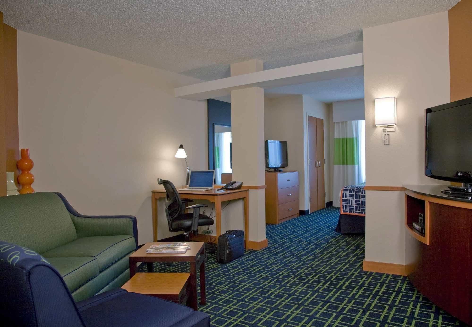 Fairfield Inn And Suites By Marriott Montgomery Eastchase Exterior foto